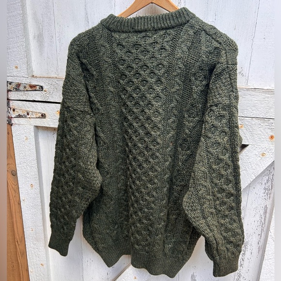 Irish 100% wool forest green unisex fisherman’s sweater NWT - Picture 7 of 9